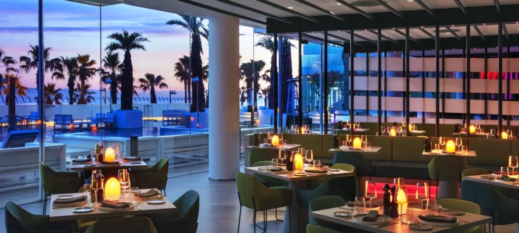 restaurant with beautiful sea view barcelona, steakhouse